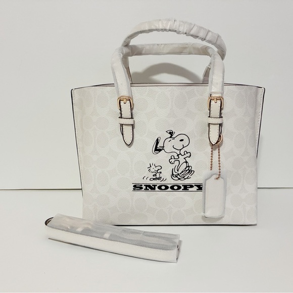 Coach Handbags - 🌸New COACH x PEANUTS Chalk Molly Tote Bag 25 In Signature Canvas Snoopy Print